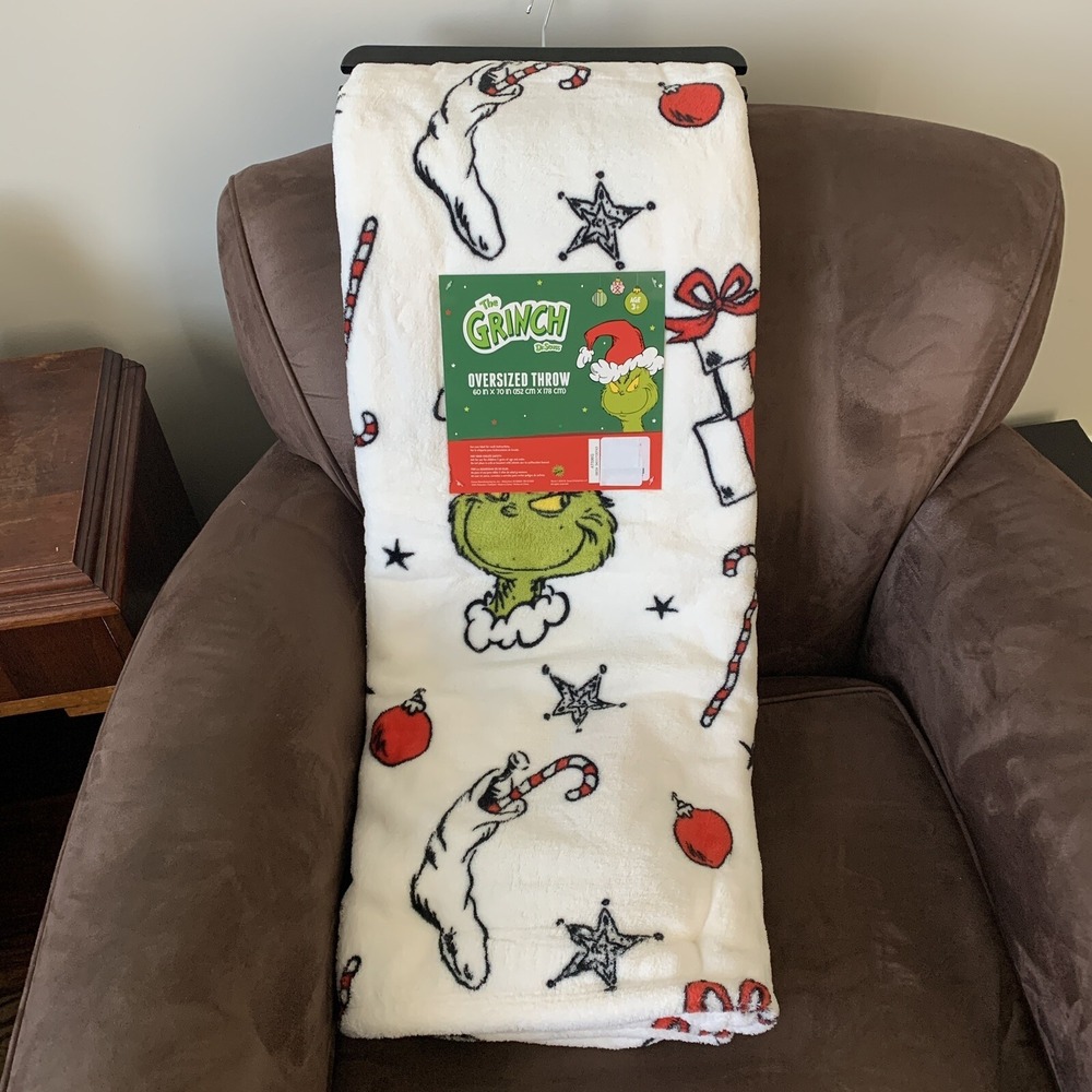 Dr. Seuss The Grinch Christmas Holiday Oversized Plush Throw Blanket 60" x 70"